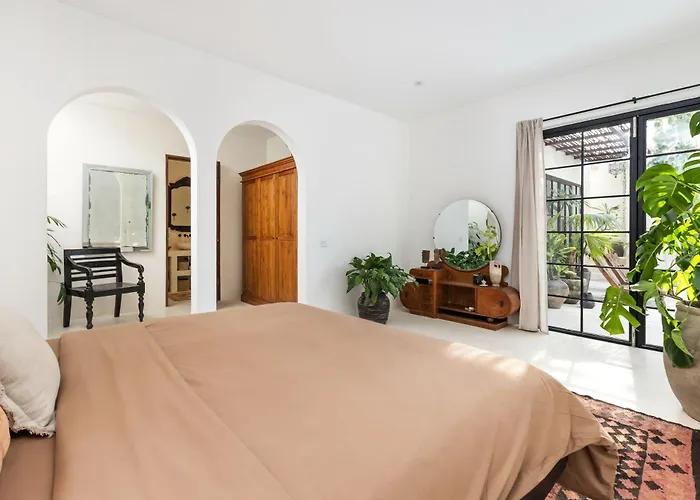 Gila - 2br With Pool & Rooftop *