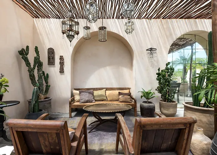 Gila - 2br With Pool & Rooftop チャングー
