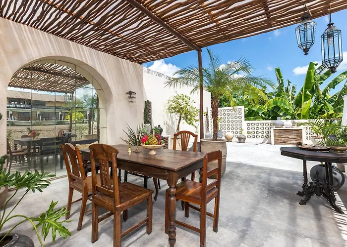 Gila - 2br With Pool & Rooftop チャングー