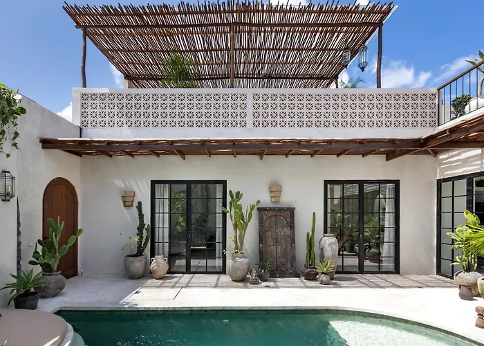 Gila - 2br With Pool & Rooftop ヴィラ *